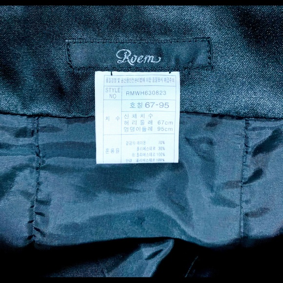 Roem Double Layer Sheer Textured Skirt - Picture 7 of 7